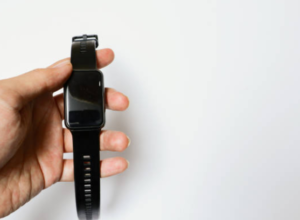 black Apple Watch band