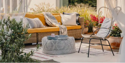 outdoor table and chairs NZ